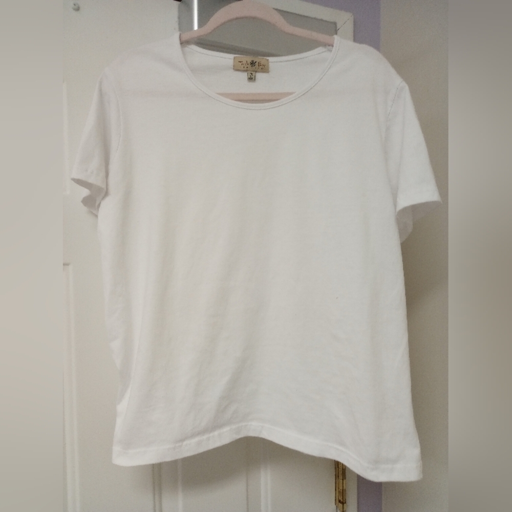 Turtle Bay White T-Shirt